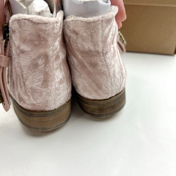 NEW Joyfolie Arya Boots in Pink Velvet with Clip - Picture 5 of 6